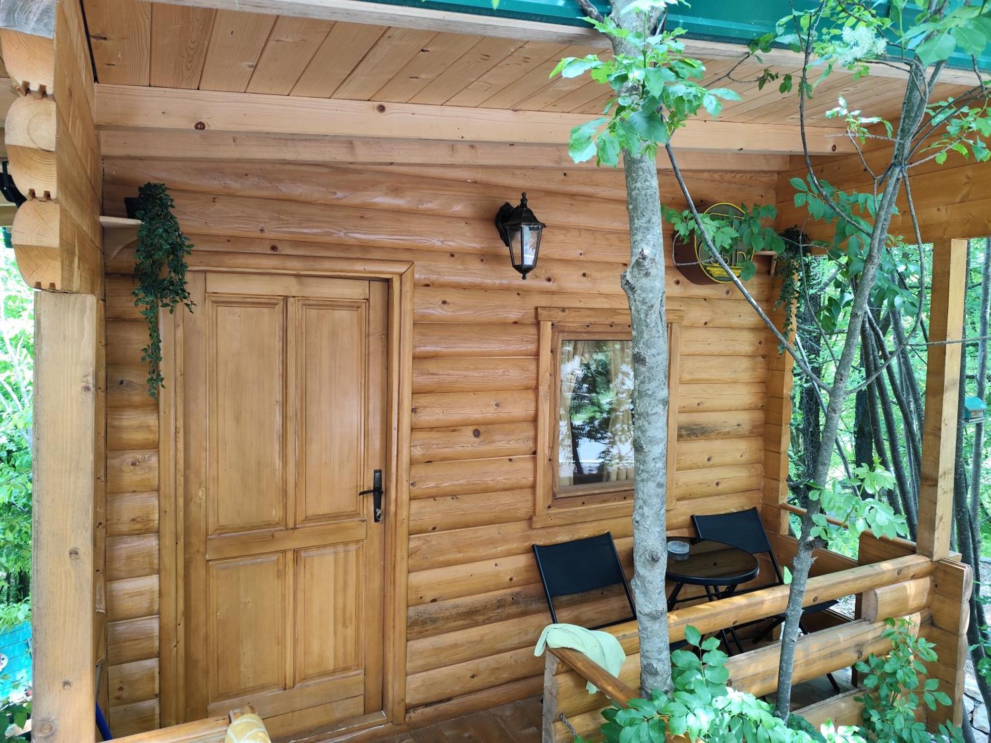 Still Cabin Cetinje Eksteriør billede